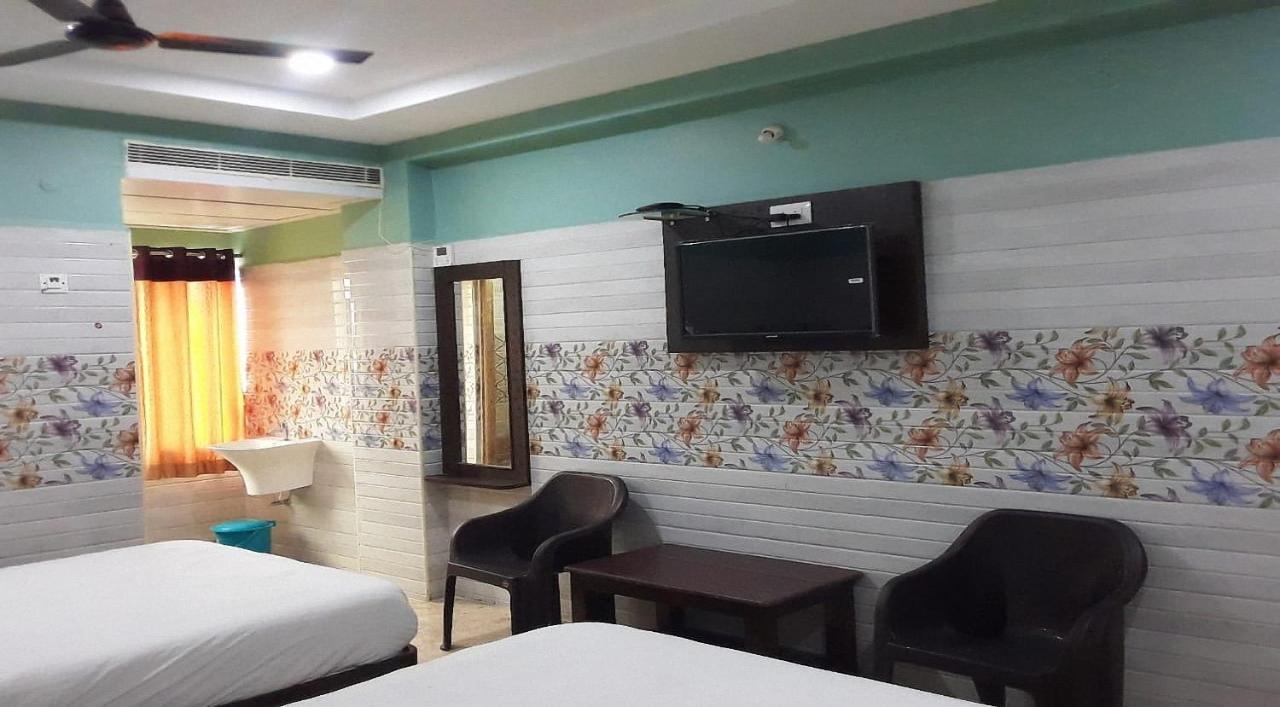 Surya Grand Tiruchanoor Tirupati Exterior photo